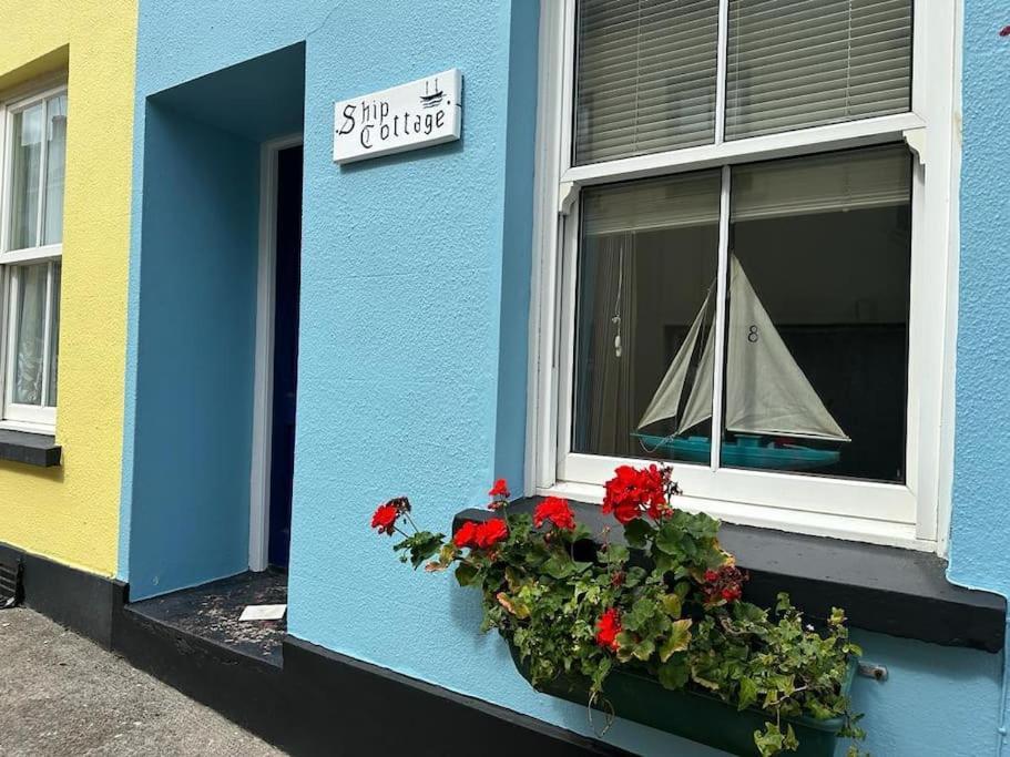 Ship Cottage Tenby Beach 50M Bagian luar foto