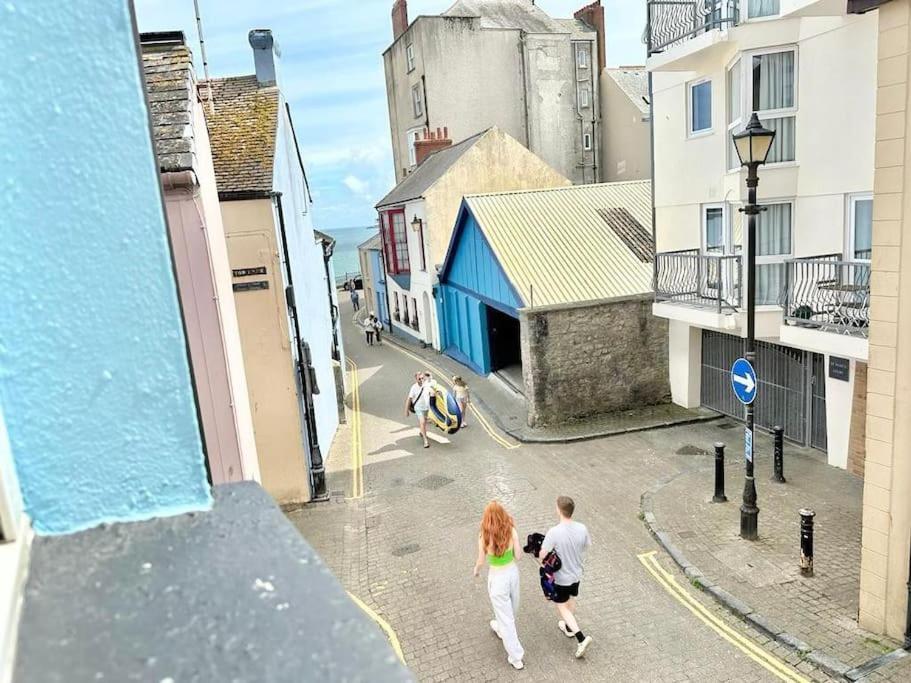 Ship Cottage Tenby Beach 50M Bagian luar foto